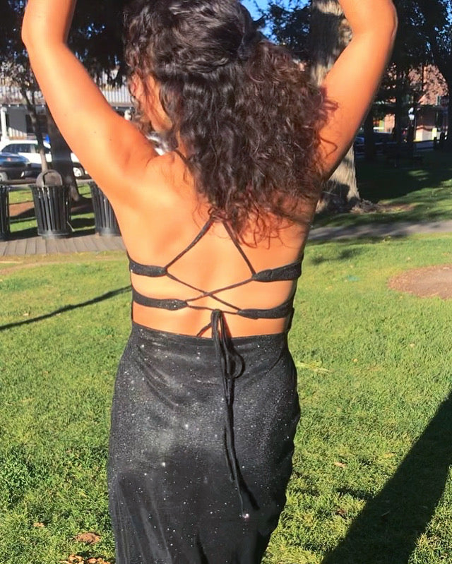 Glitter Gown – Shine Bright, Sparkle All Night