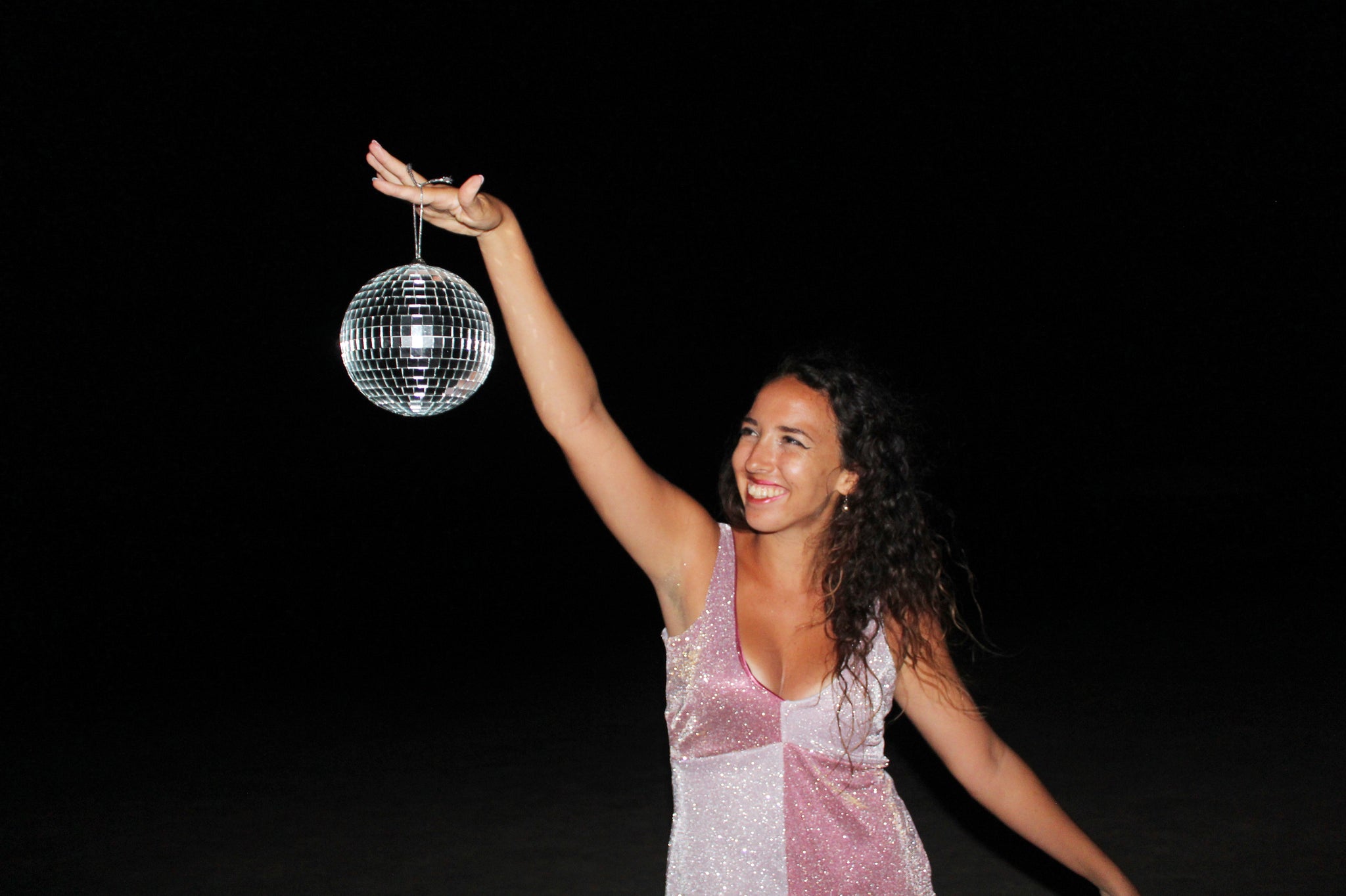 Shimmer & Shine Disco Dress – Sparkle Your Way to the Dance Floor